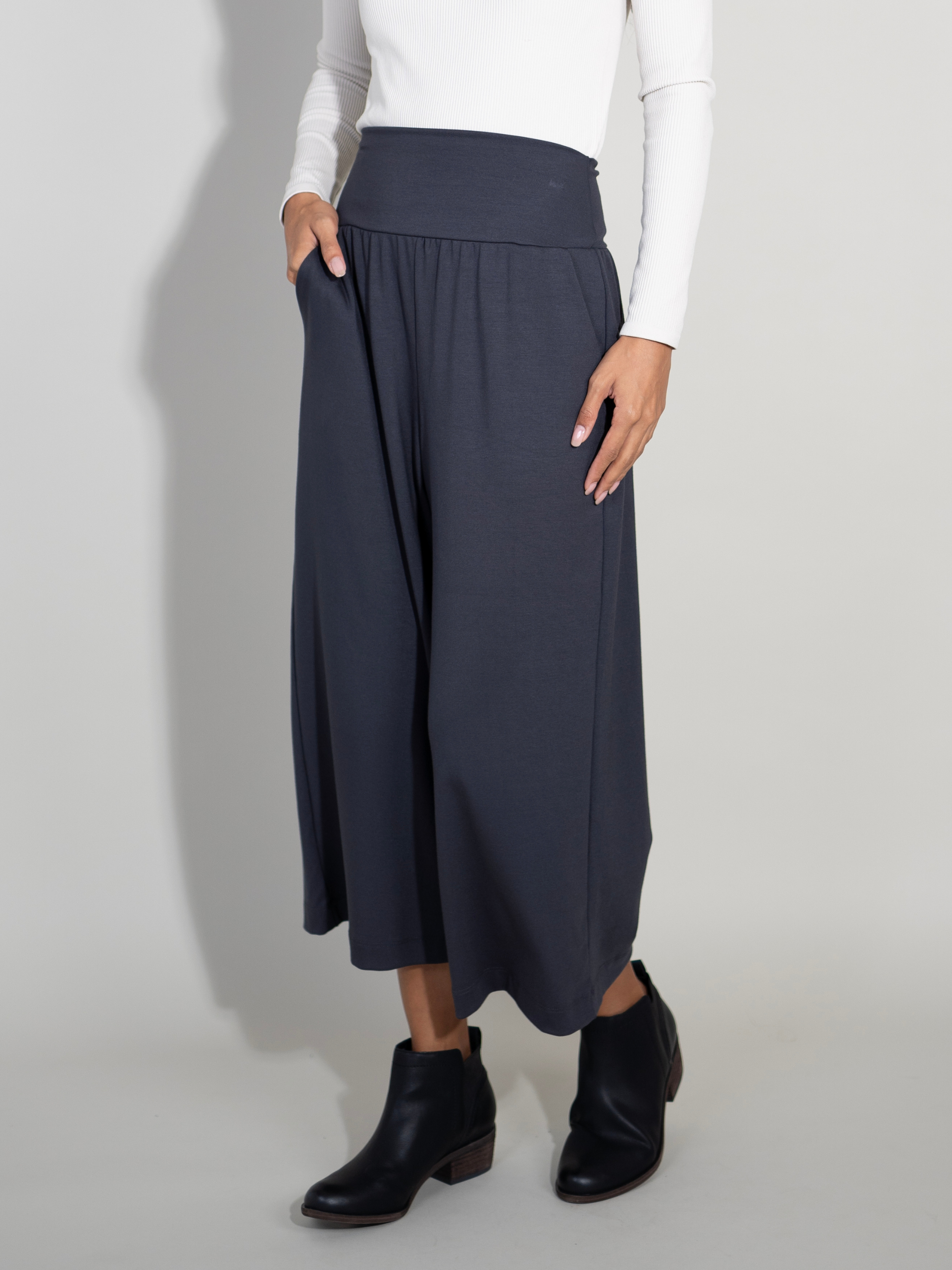 Milo Pant - Washed Black Soft Ponte