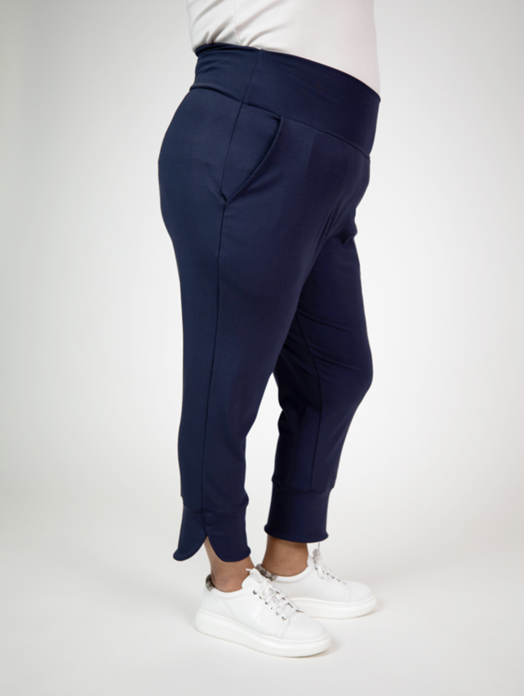 Miki Pant - Midnight Rayon Jersey
