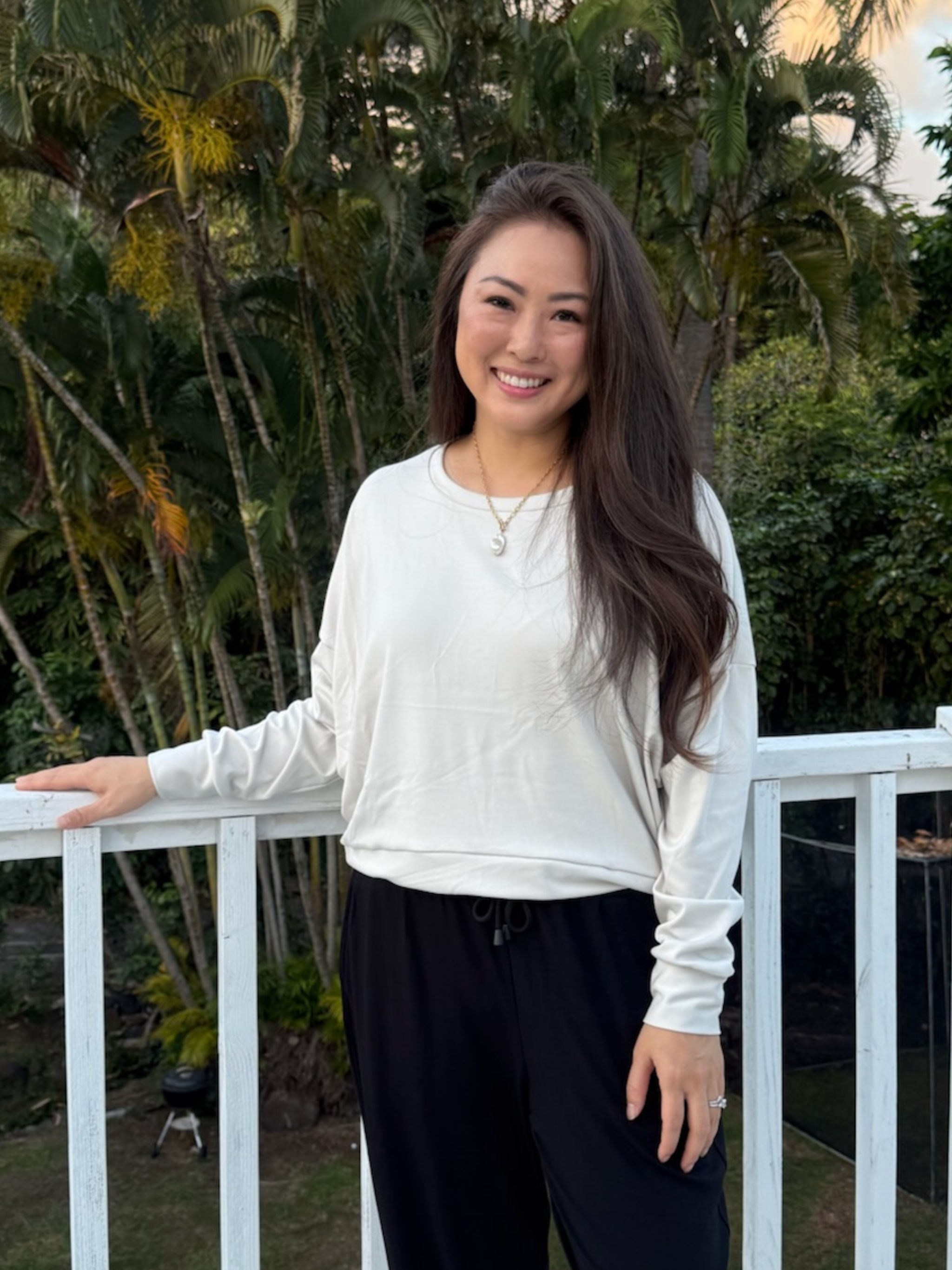 Gabby Sweatshirt - Sand Soft Ponte