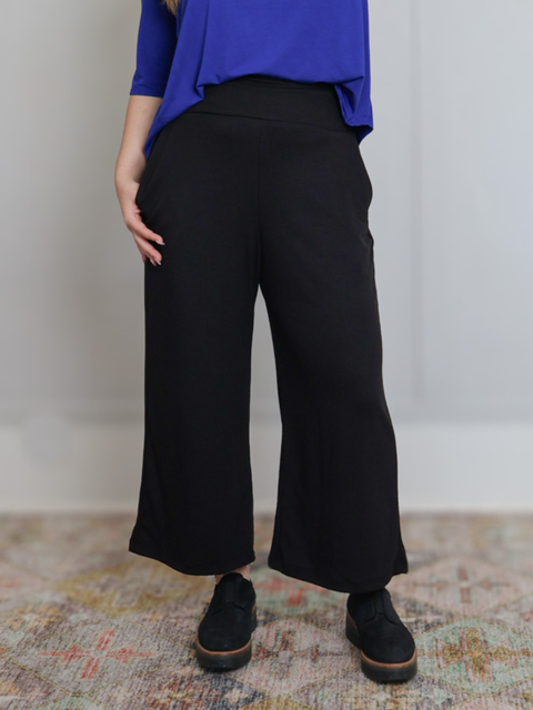 パンツ coyseio KNIT LACE PANTS : BLACK Lace Knit Pants Black – emilyoda