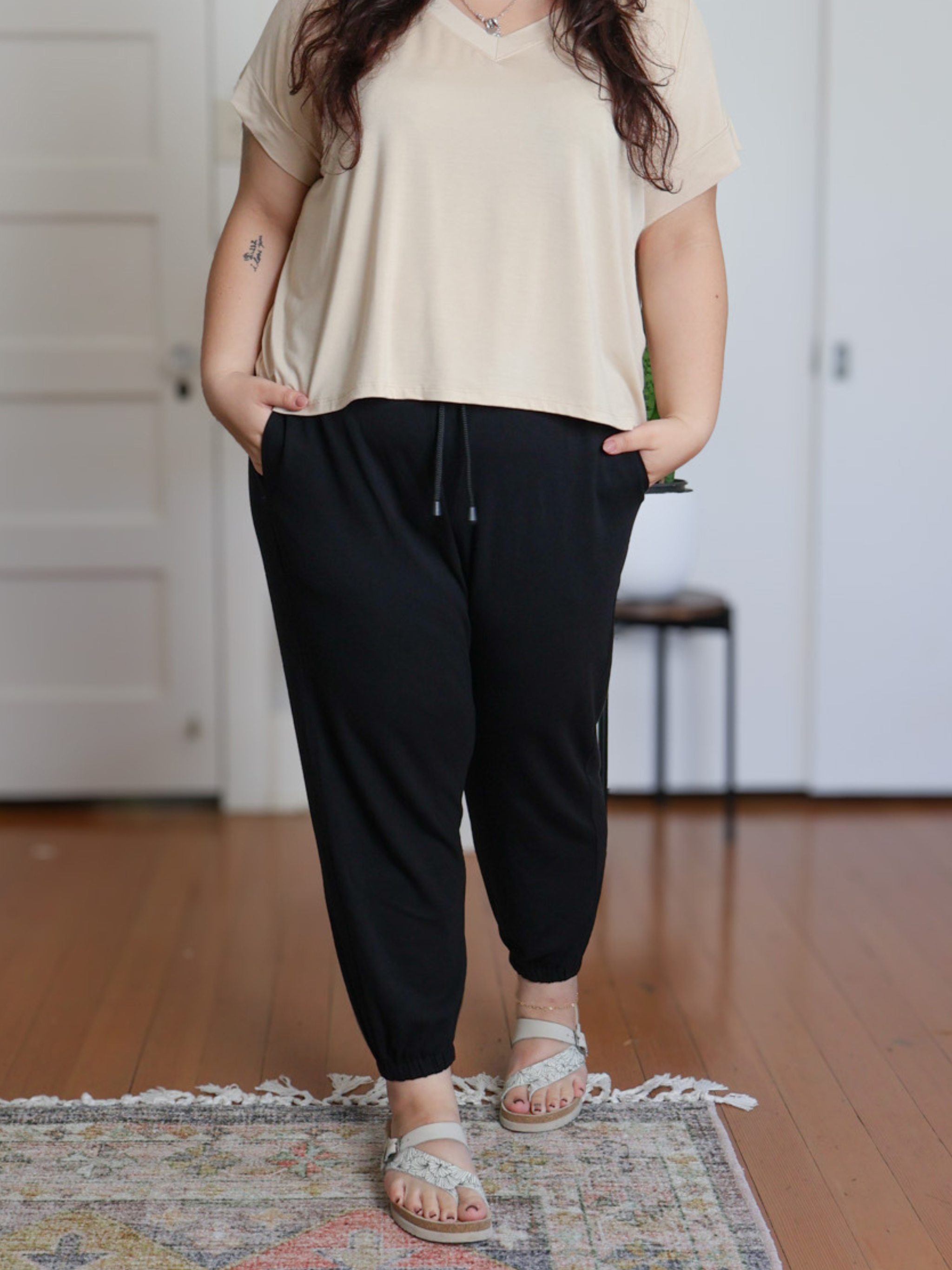 South St. Jogger - Black Soft Ponte