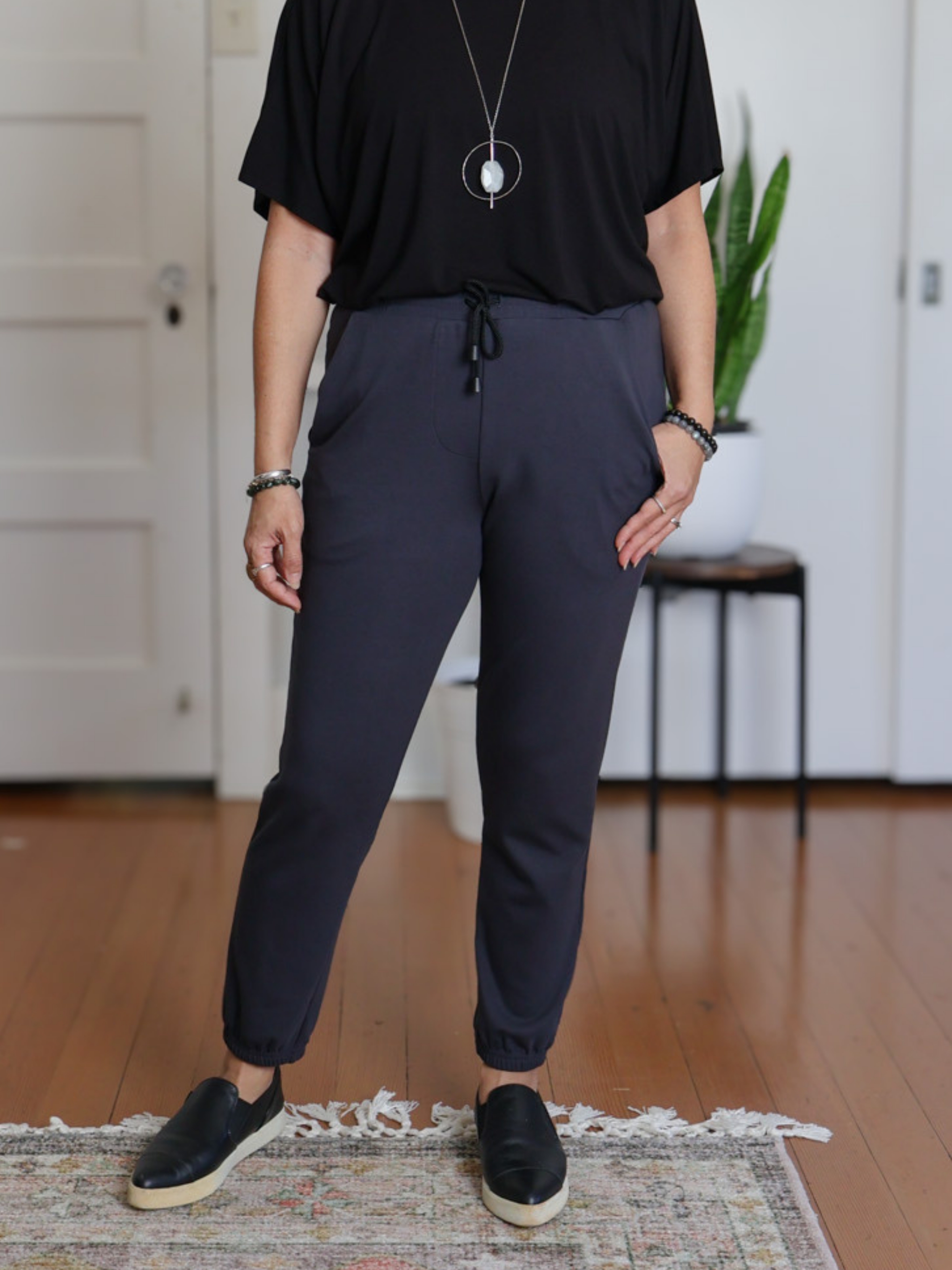 Sunrise Jogger - Washed Black Soft Ponte