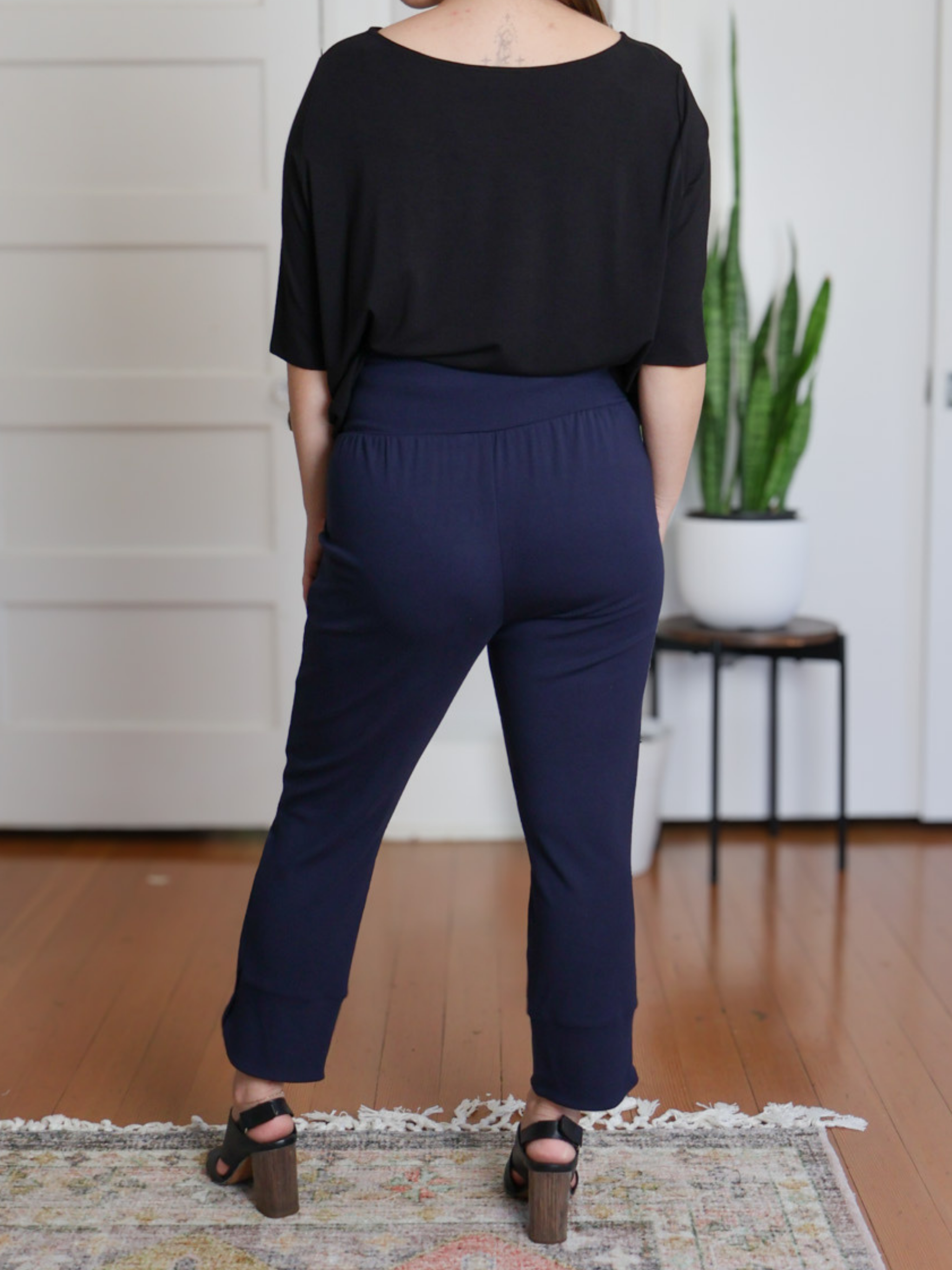 Miki Pant - Midnight Soft Ponte