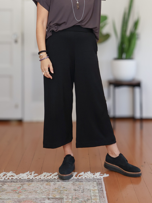 Milo Pant - Black Soft Ponte
