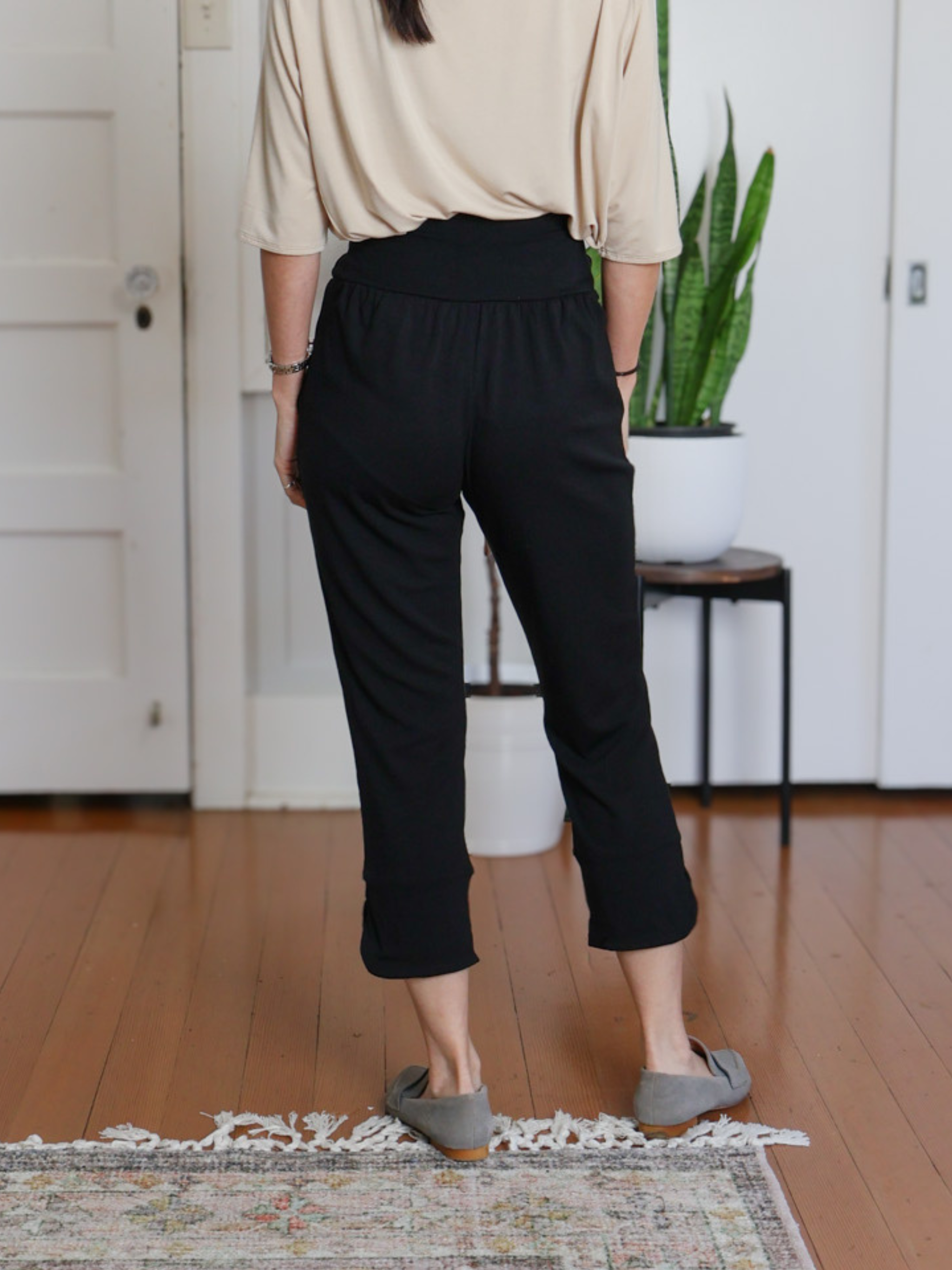 Miki Pant - Black Soft Ponte