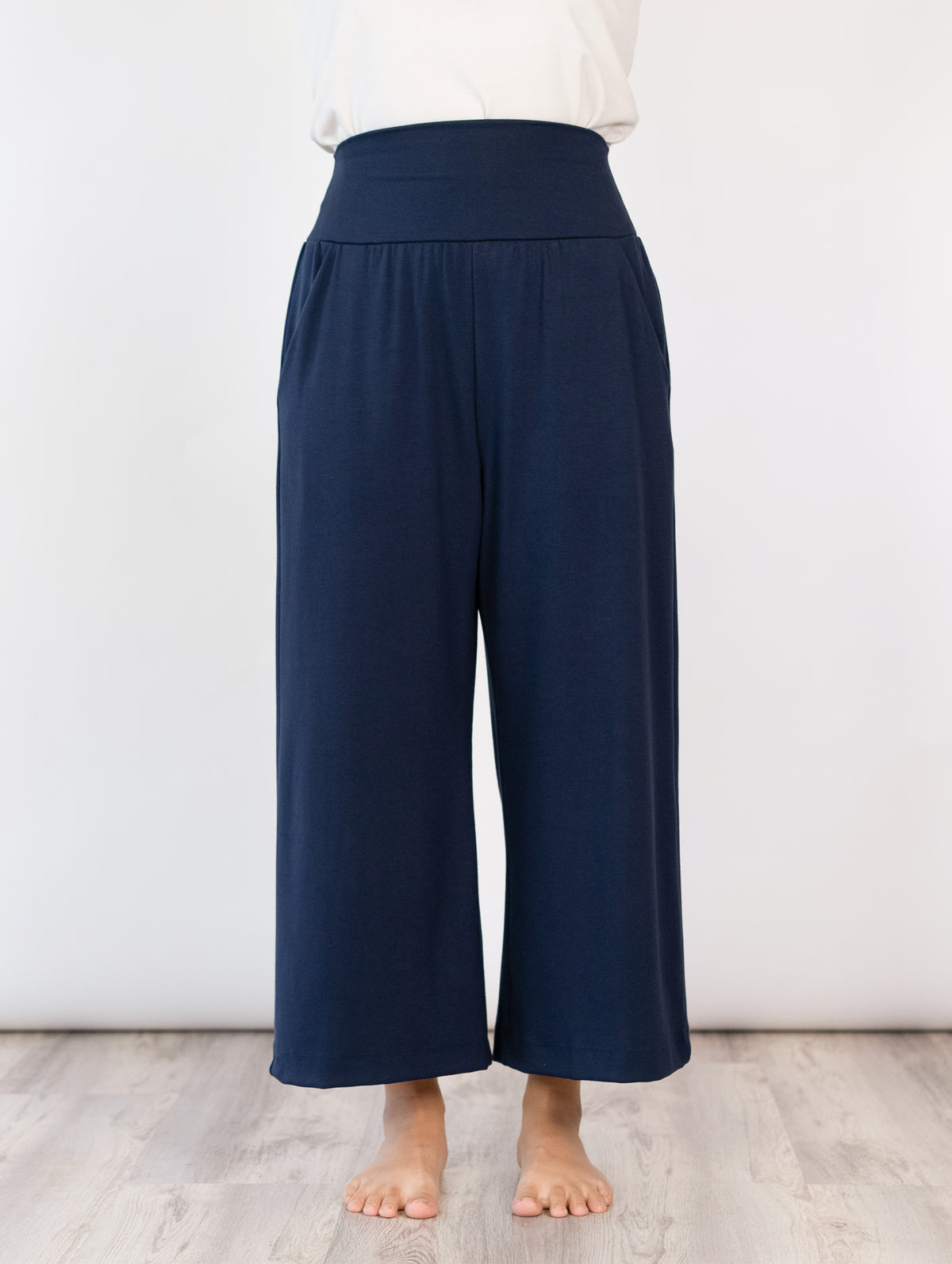 Milo Pant - New Navy Soft Ponte | Allison Izu