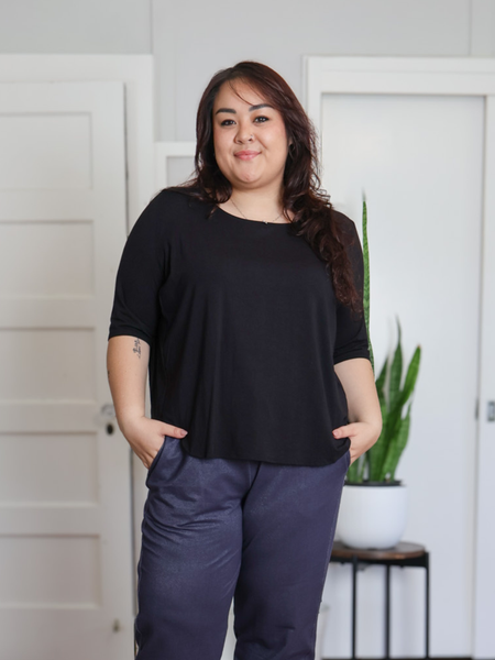 Hannah Top - Relaxed 3/4 Sleeve Scoop Neck Top | Allison Izu